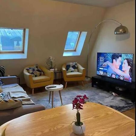 Quiet And Spacious Apartment Near Champs Elysees Paris Eksteriør bilde
